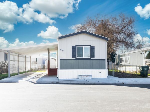 424 W Cherry Lane, Unit 42, Meridian, ID 83642