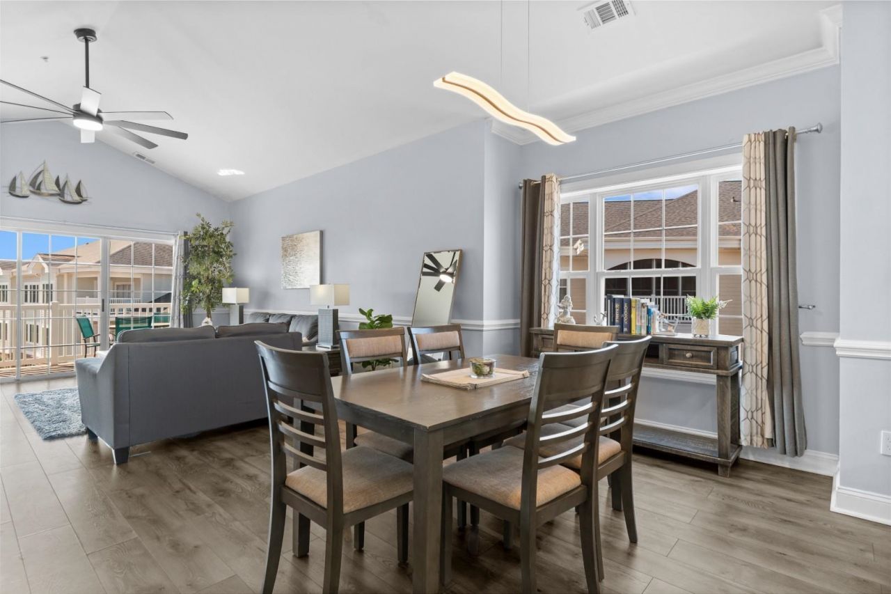 4803 Bovardia Pl.  Photo 8