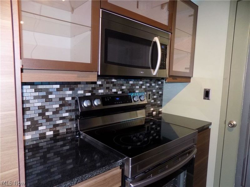 11850 Edgewater Drive, Unit 701, Lakewood, OH 44107 Photo 17