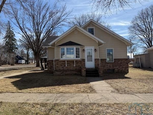 201 S 2nd Avenue, Anthon, IA 51004
