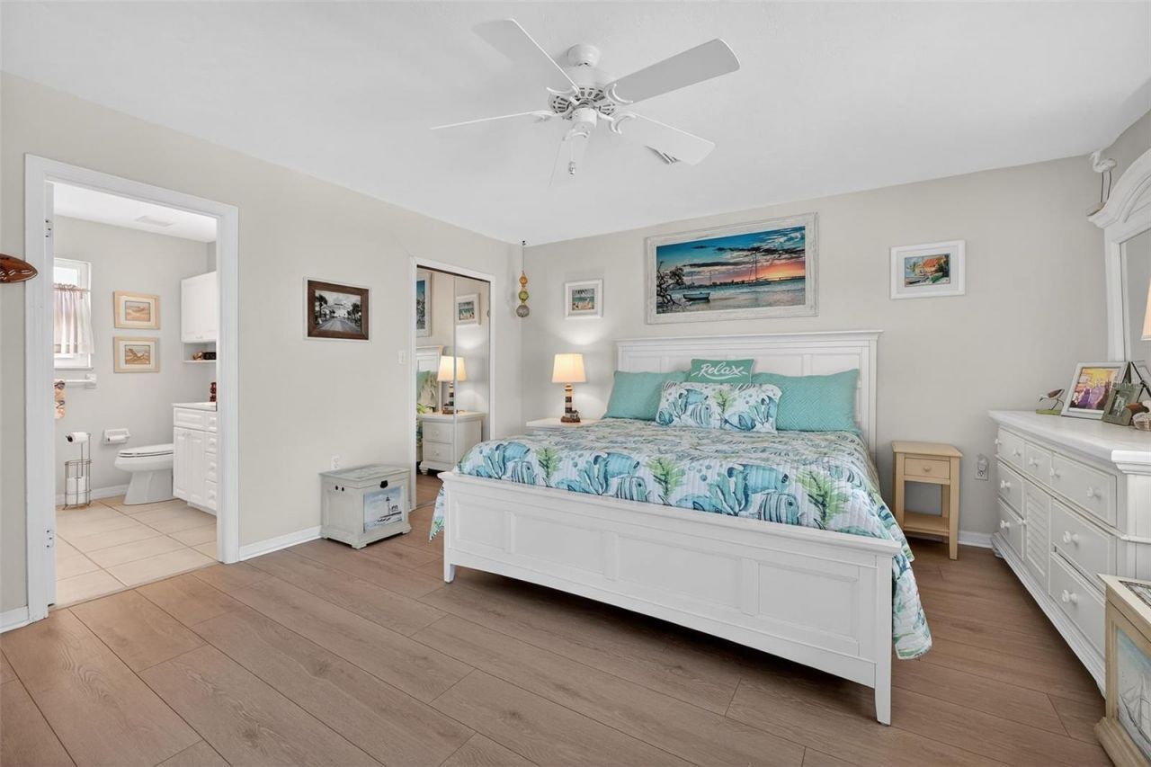 923 Locust Street, New Smyrna Beach, FL 32169 Photo