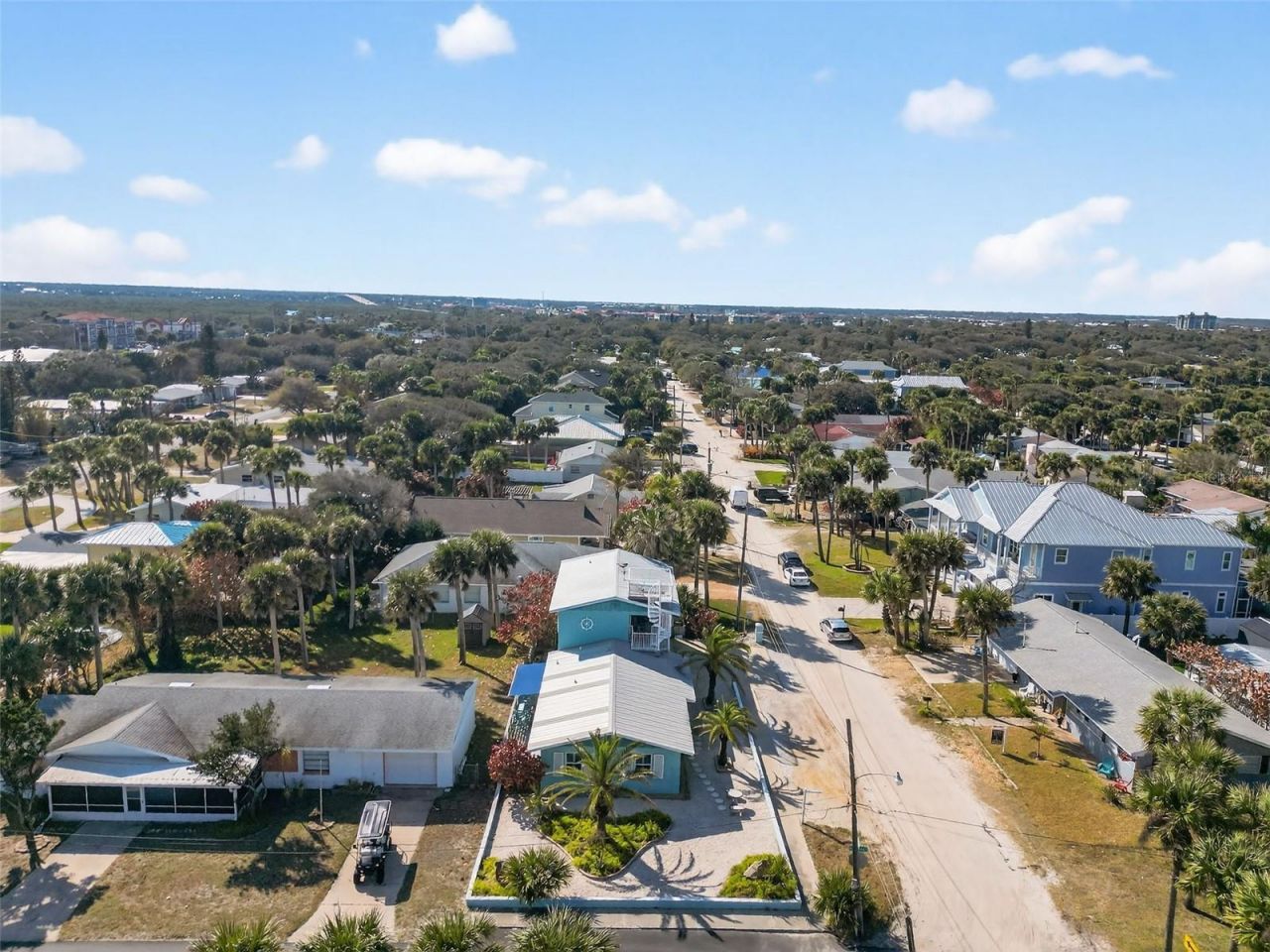 923 Locust Street, New Smyrna Beach, FL 32169 Photo