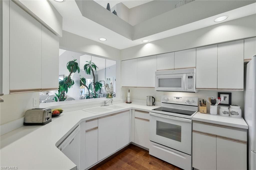 4141 Sawgrass Point Dr, Unit 201, Bonita Springs, FL 34134 Photo