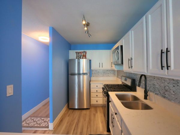 6700 S South Shore Drive, Unit 18K, Chicago, IL 60649