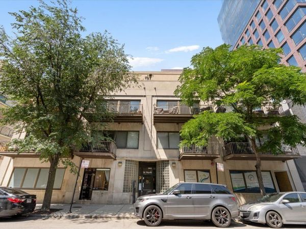14 N Sangamon Street, Unit 201, Chicago, IL 60607