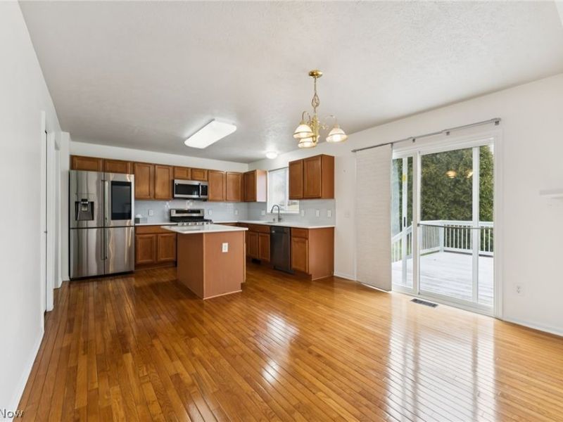 2352 Becket Circle , Stow, OH 44224 Photo 11