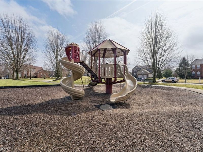 2352 Becket Circle , Stow, OH 44224 Photo 47