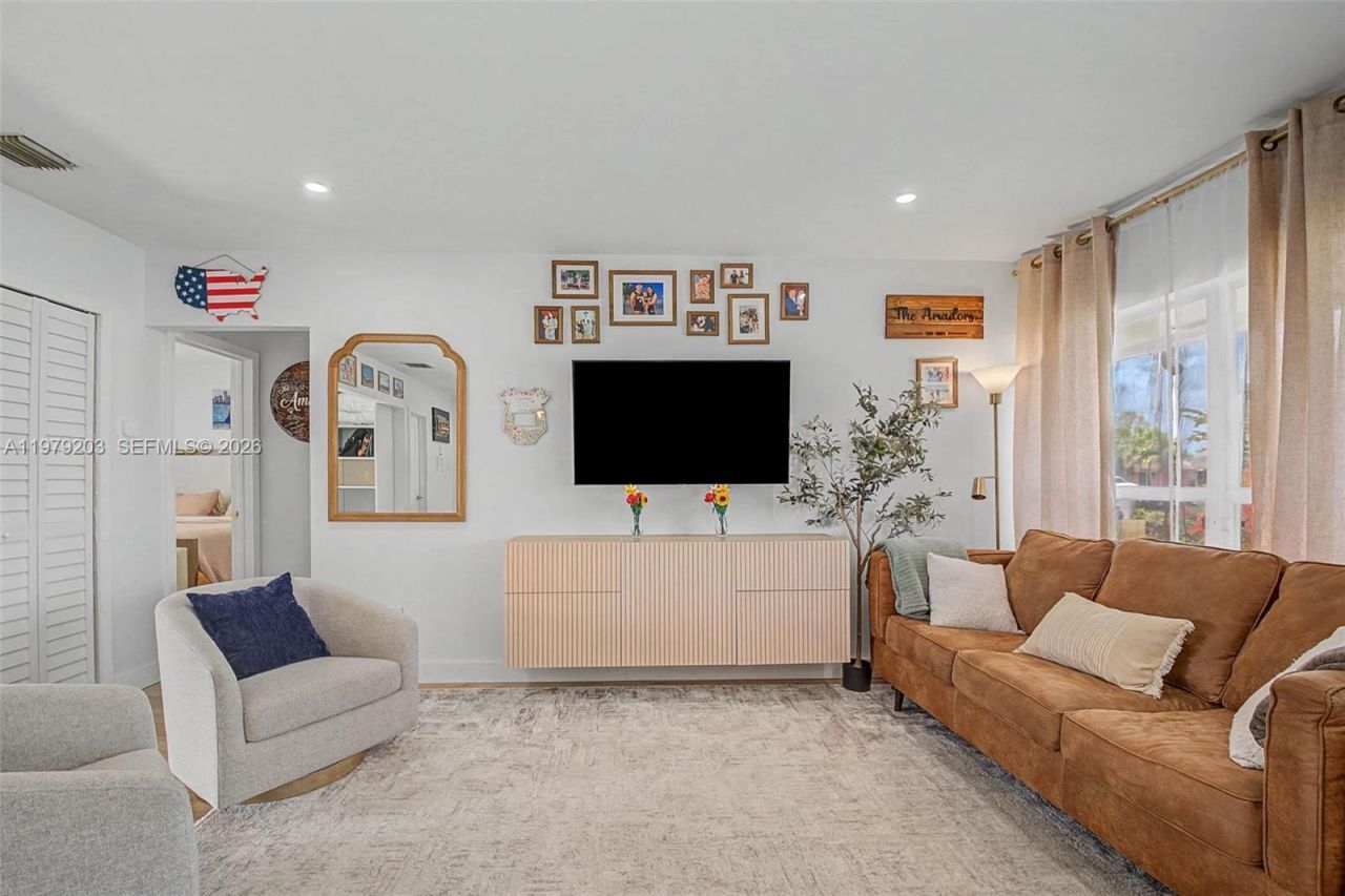 11416 SW 148th Ter, Miami, FL 33176 Photo