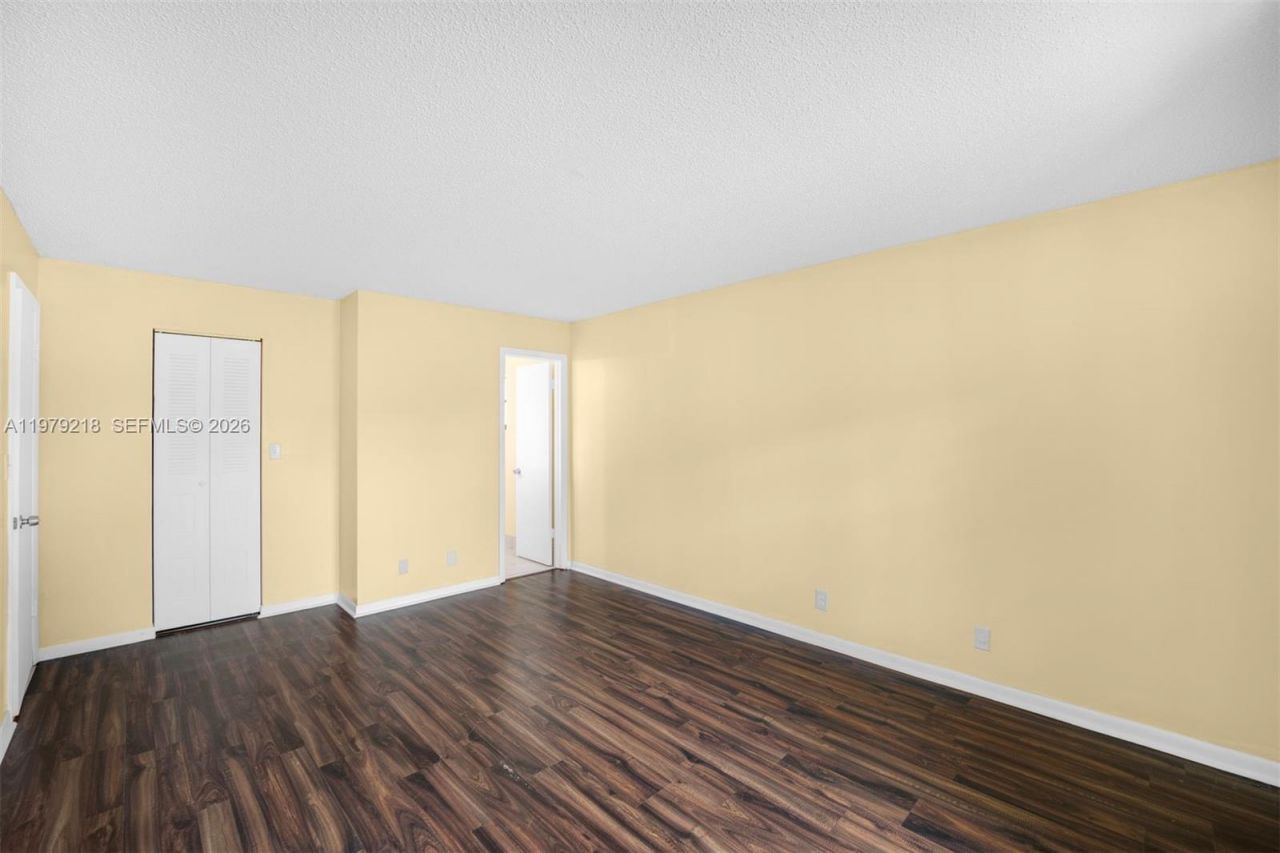 35 Cortez Way , Unit 1-43, Davie, FL 33324 Photo