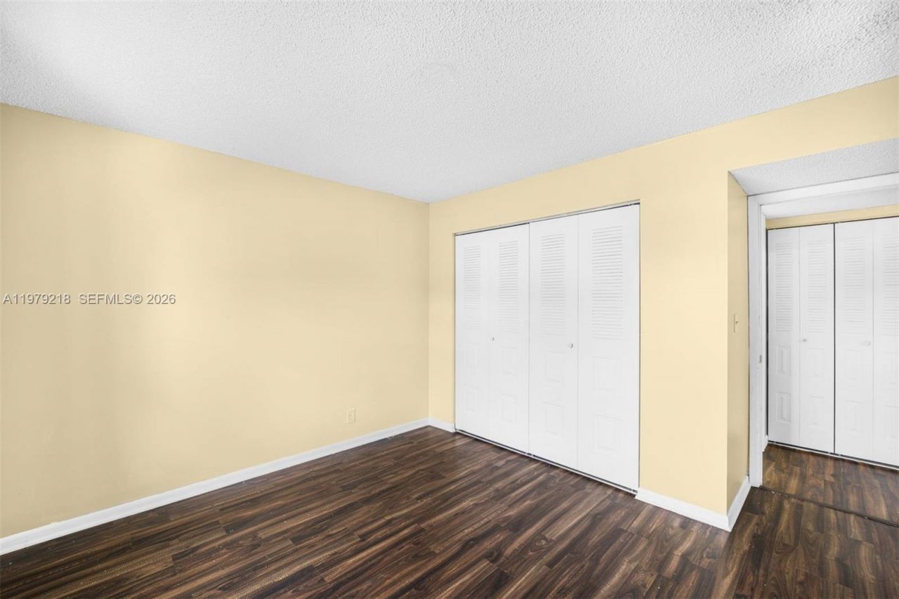 35 Cortez Way , Unit 1-43, Davie, FL 33324 Photo