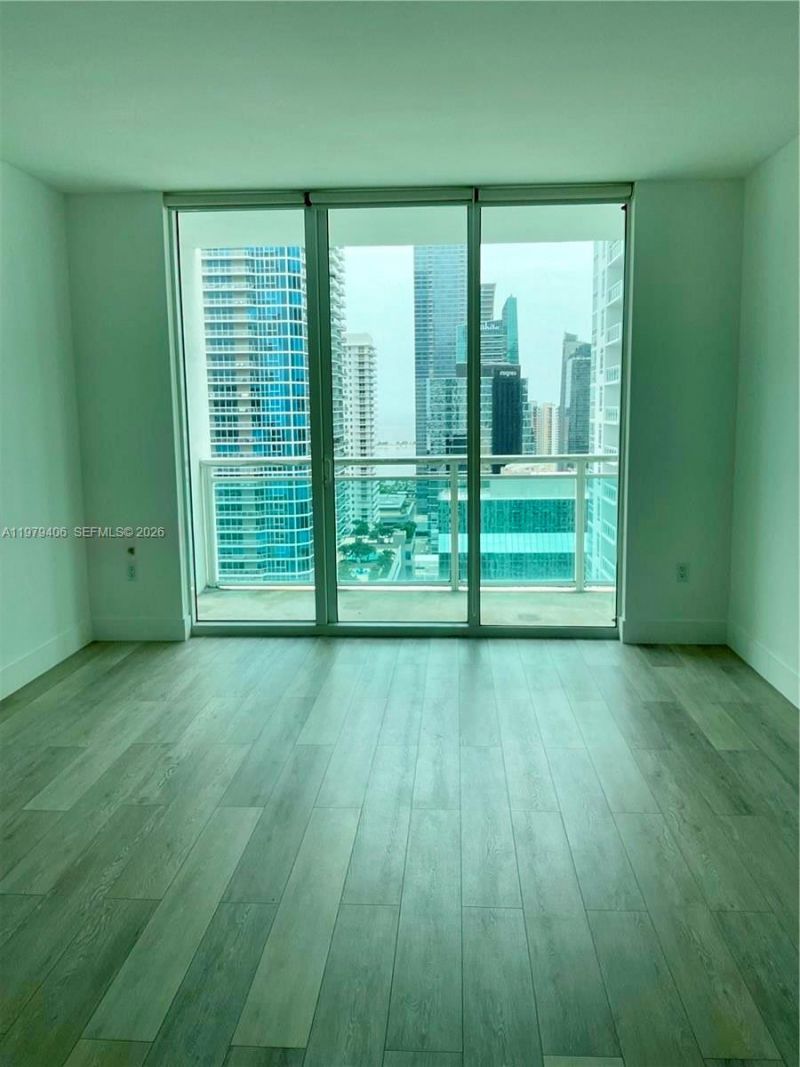 950 Brickell Bay Dr, Unit 3103, Miami, FL 33131 Photo
