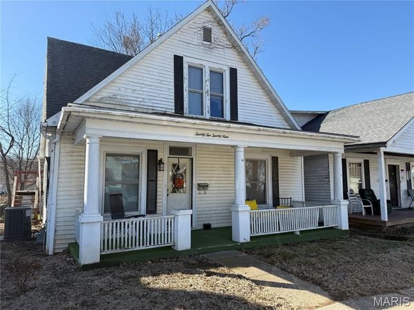 2229 Chestnut Street , Hannibal, MO 63401