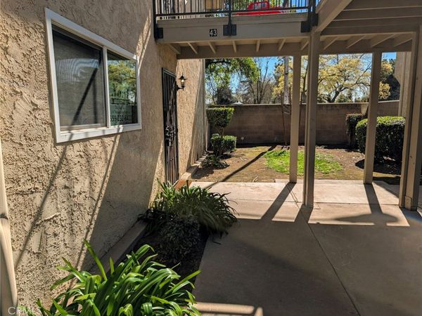 125 S Granada, Unit 42, Madera, CA 93637