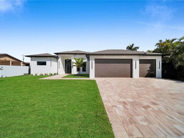 1317 SW 5th PL , CAPE CORAL, FL 33991