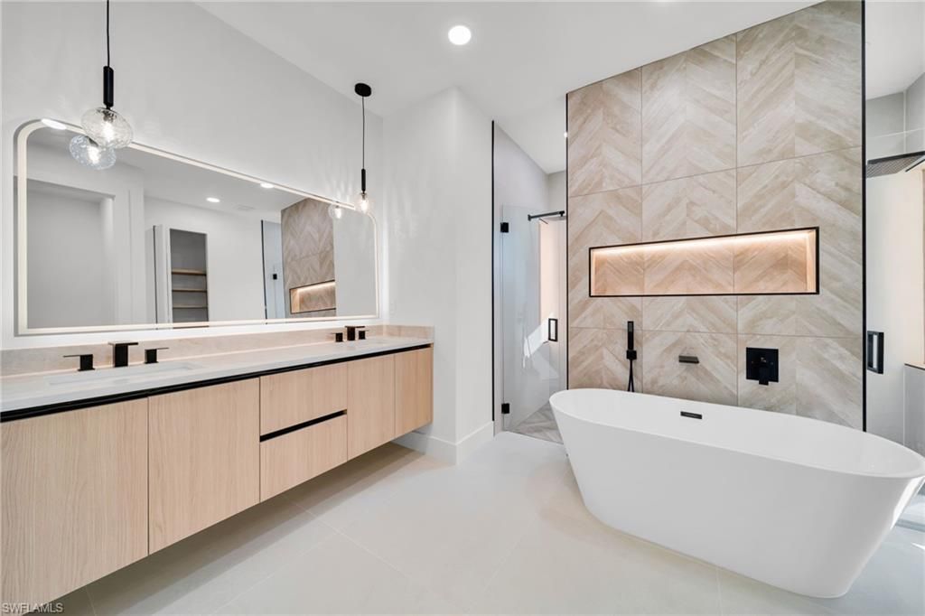 1317 SW 5th Pl , Cape Coral, FL 33991 Photo