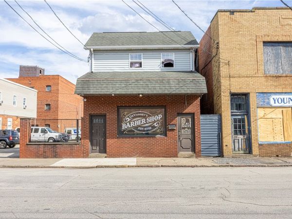 63 S Gallatin Ave , Uniontown, PA 15401