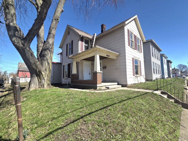 820 W North Street, Springfield, OH 45504 Photo 3