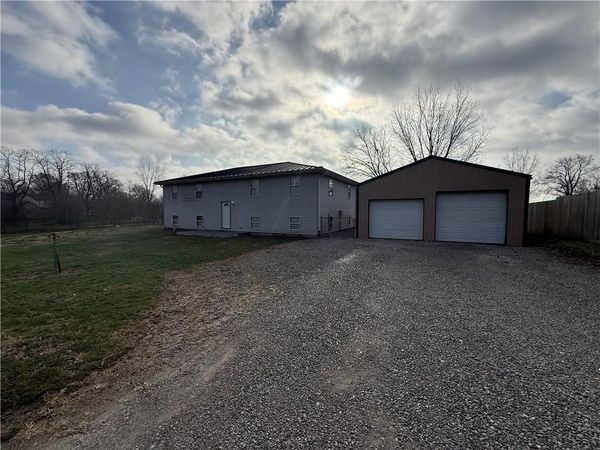 23257 Locust Street, Higginsville, MO 64037