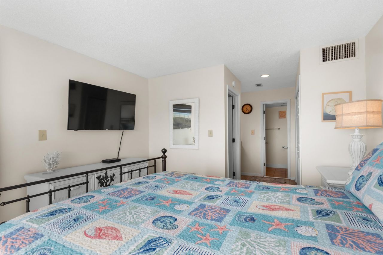 801 S Ocean Blvd. Photo 32