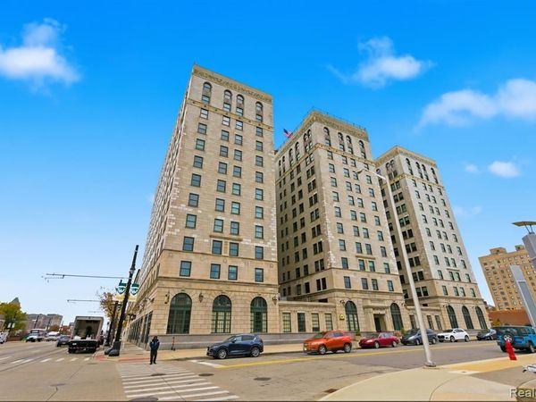 15 E Kirby Street, Detroit, MI 48202