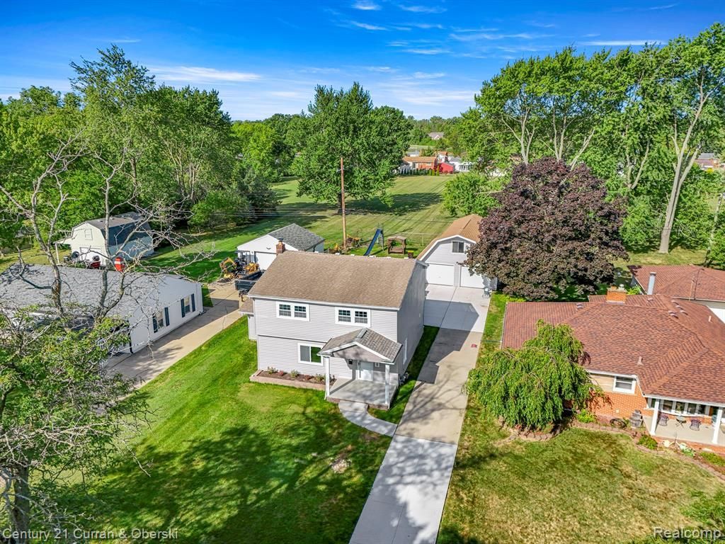 3158 Lafayette Drive, Trenton, MI 48183 Main Photo