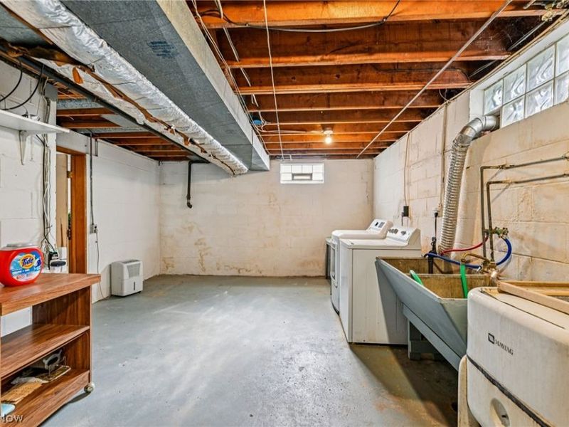 508 Clearbrook Drive , Akron, OH 44313 Photo 27