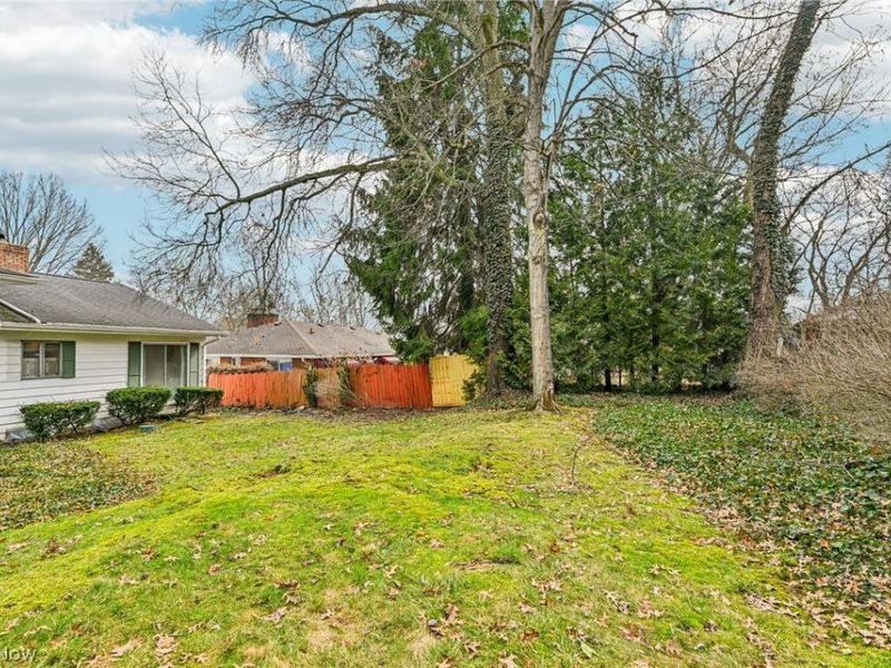 508 Clearbrook Drive , Akron, OH 44313 Photo 34