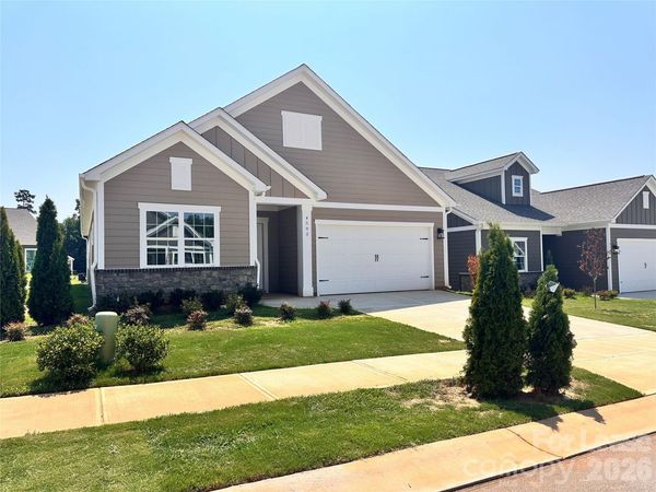 4592 Kobus Court , Sherrills Ford, NC 28673