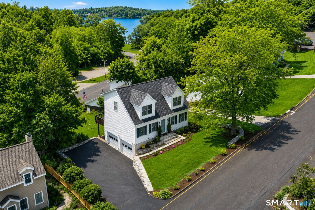 15 Berkshire, Brookfield, CT 06804 Main Photo