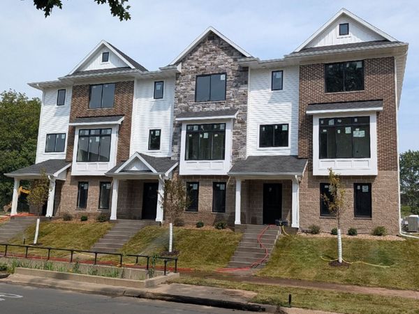 211 5th Street, Unit B, Coralville, IA 52241