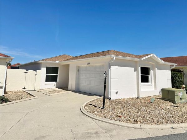 1336 LAJOLLA CIRCLE , LADY LAKE, FL 32159