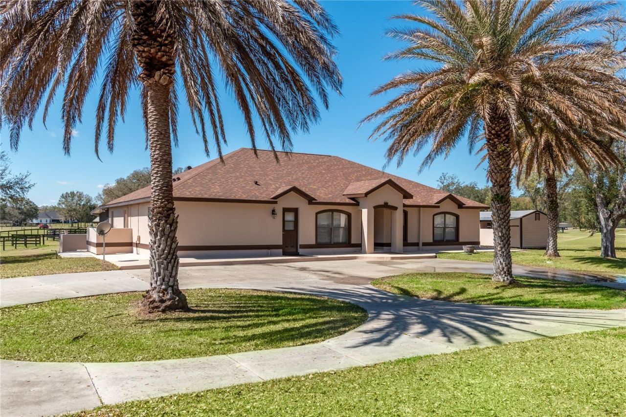 4700 NW 157th Court, Morriston, FL 32668 Photo