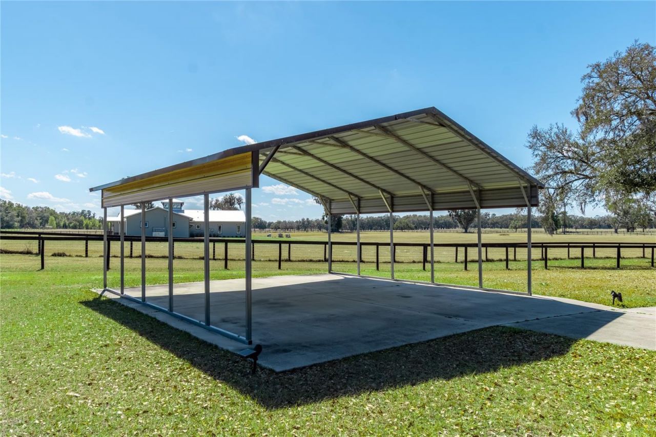 4700 NW 157th Court, Morriston, FL 32668 Photo