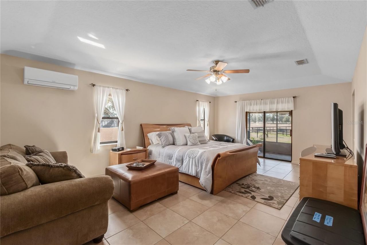 4700 NW 157th Court, Morriston, FL 32668 Photo