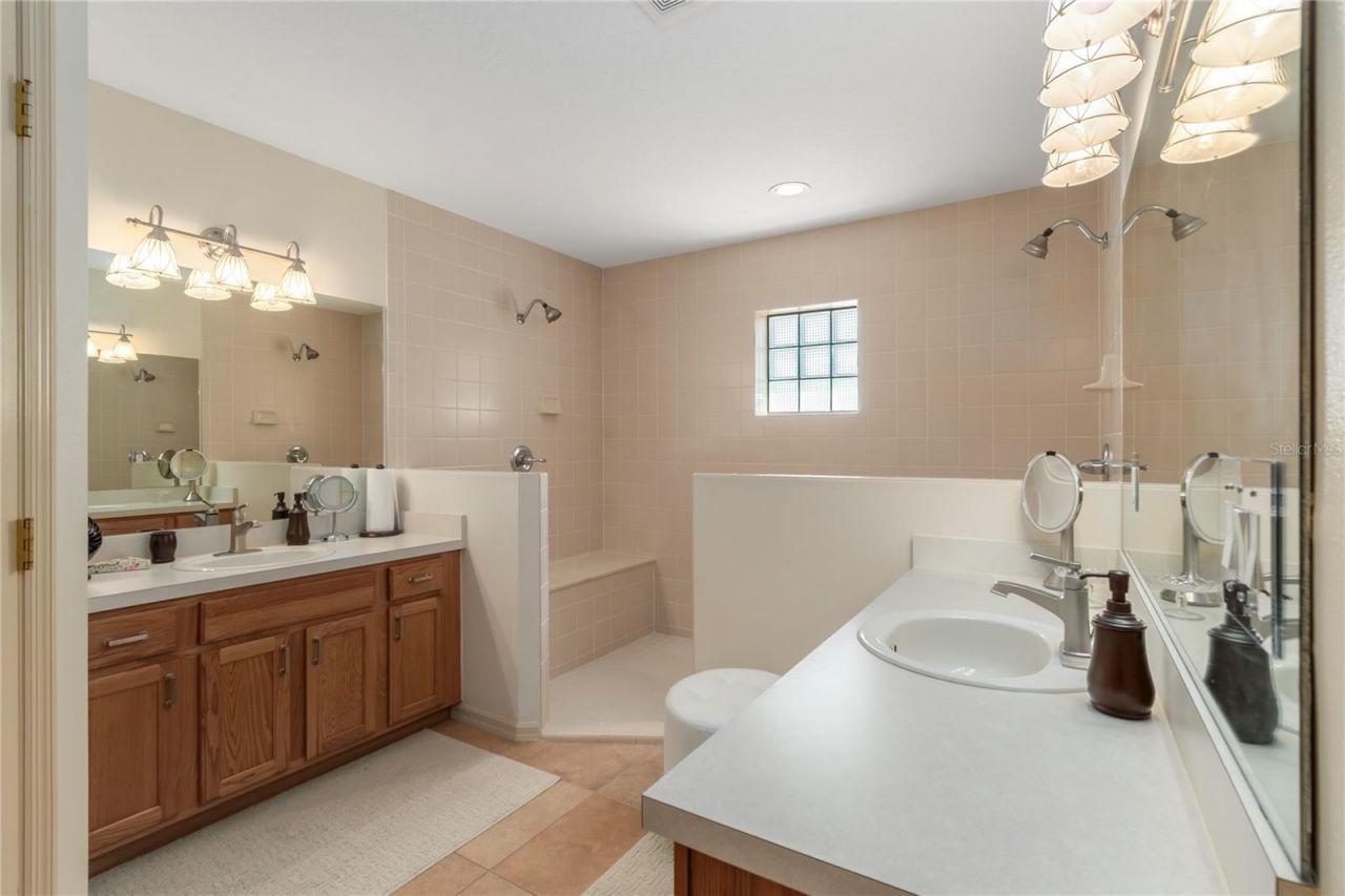 4700 NW 157th Court, Morriston, FL 32668 Photo