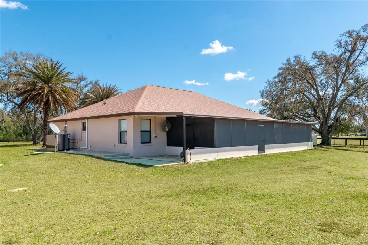 4700 NW 157th Court, Morriston, FL 32668 Photo