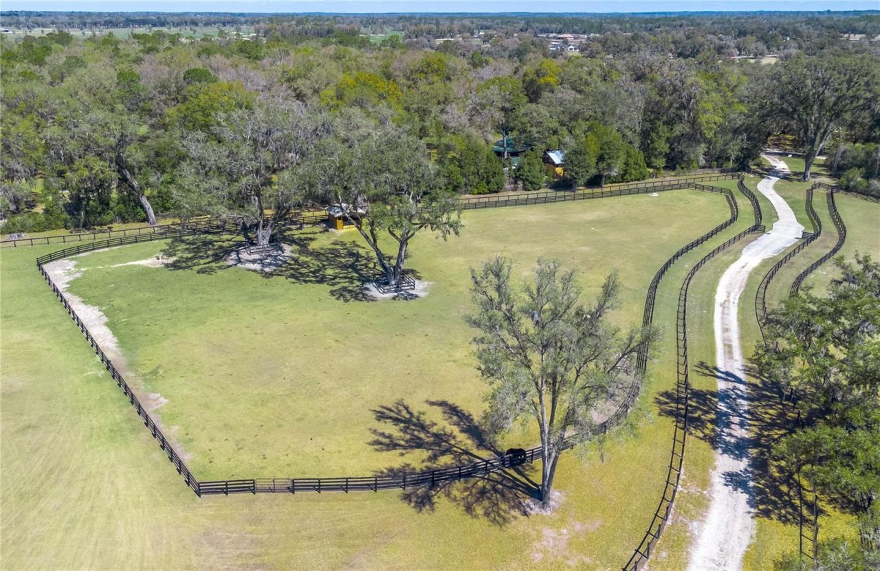 4700 NW 157th Court, Morriston, FL 32668 Photo