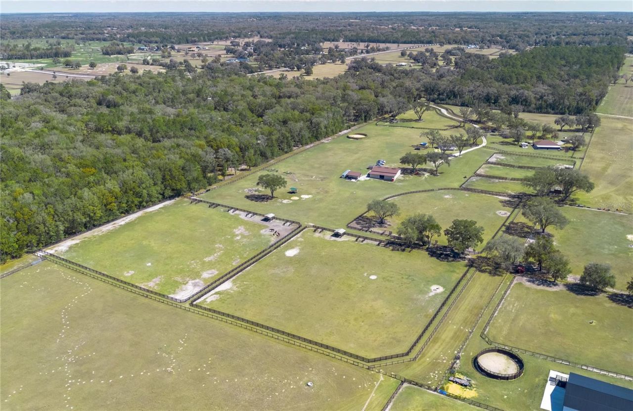 4700 NW 157th Court, Morriston, FL 32668 Photo