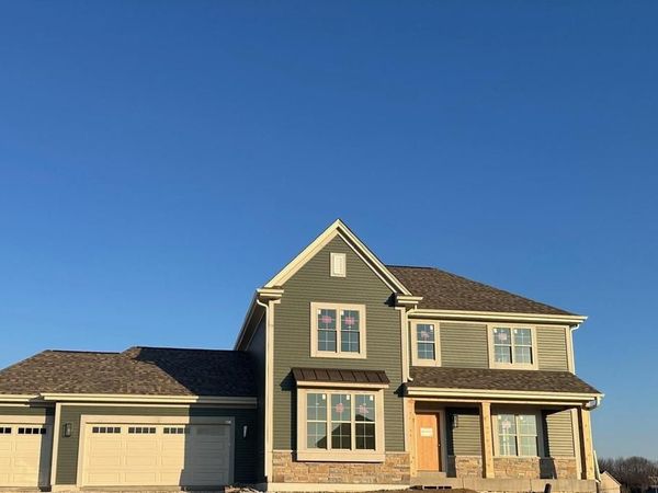 801 Viewpoint DRIVE, Waukesha, WI 53188