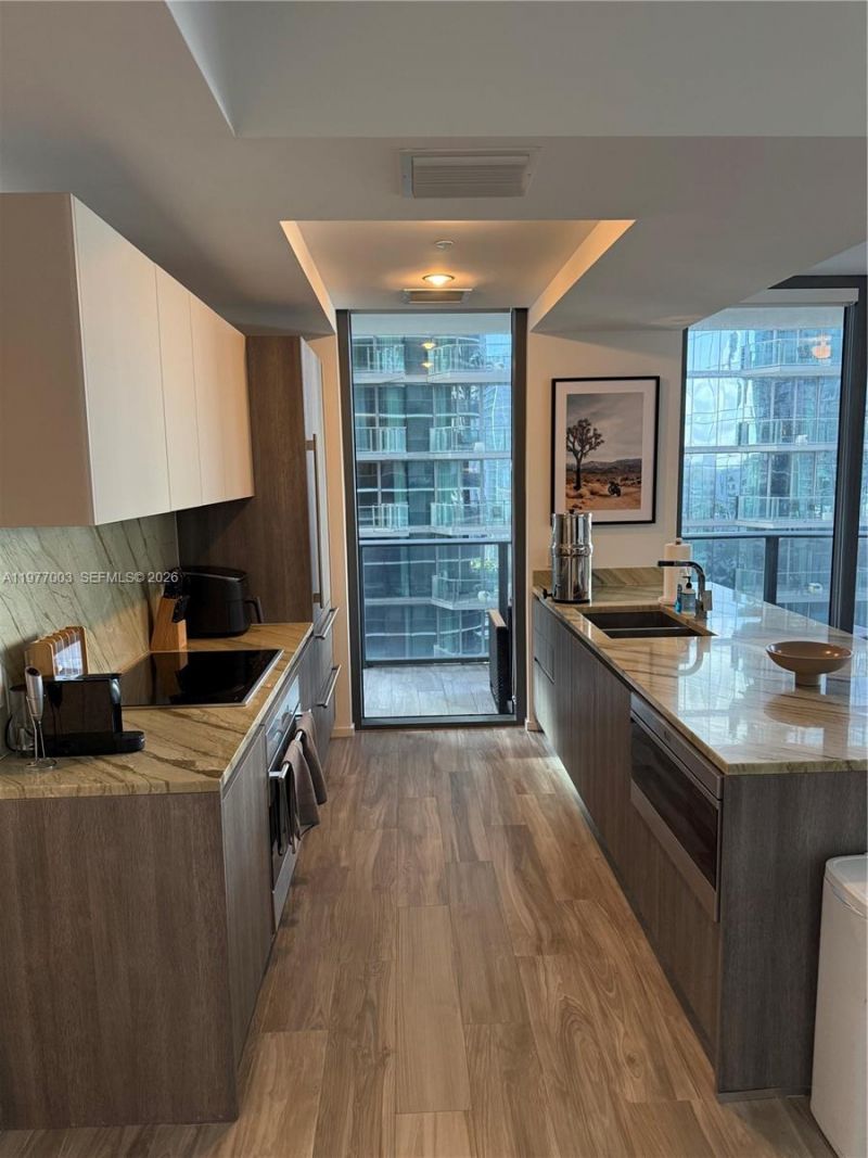 801 S Miami Ave , Unit 1705, Miami, FL 33131 Photo