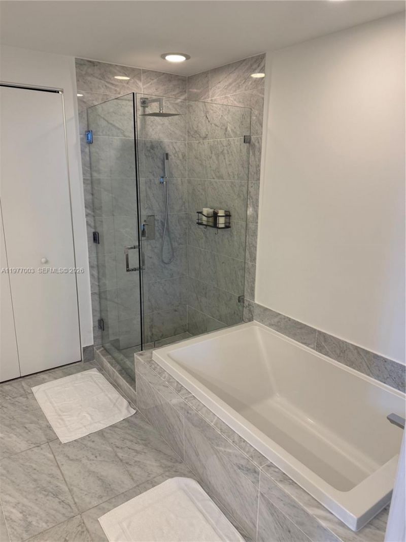 801 S Miami Ave , Unit 1705, Miami, FL 33131 Photo