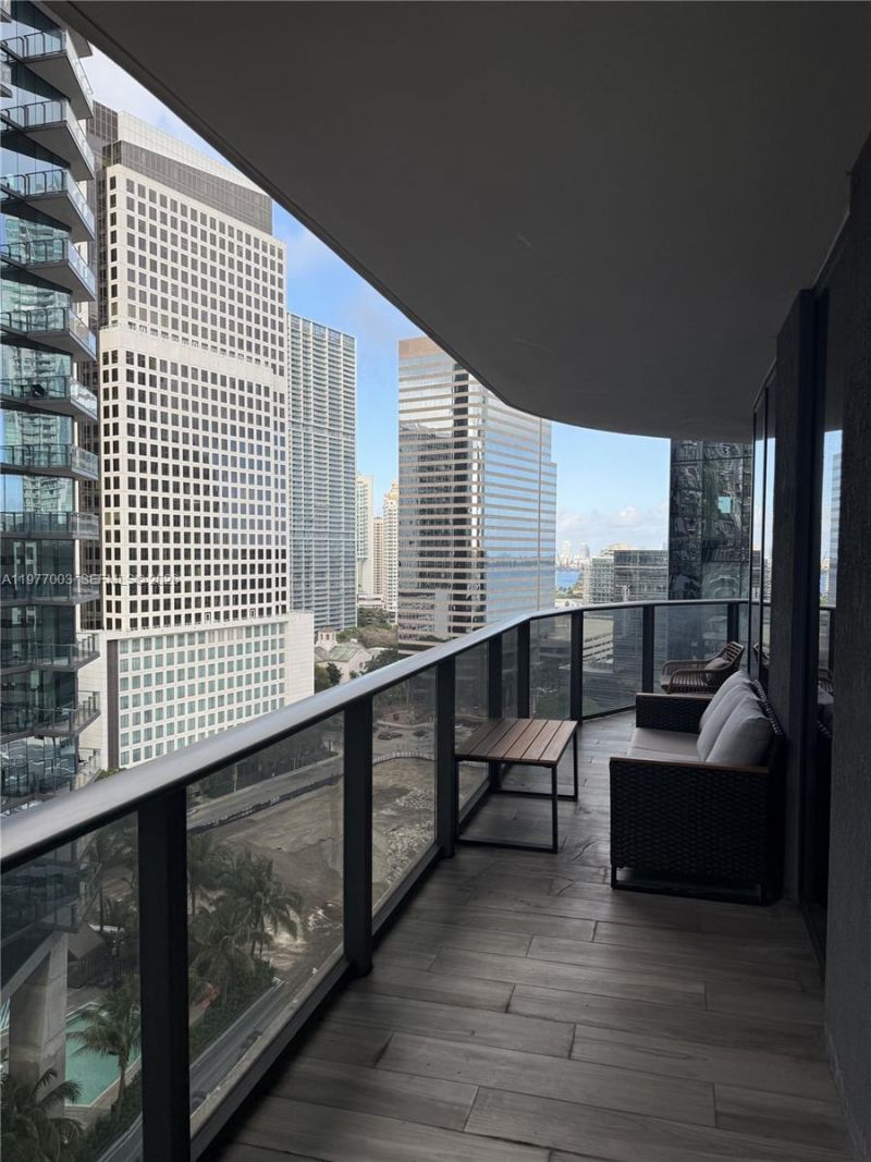 801 S Miami Ave , Unit 1705, Miami, FL 33131 Photo