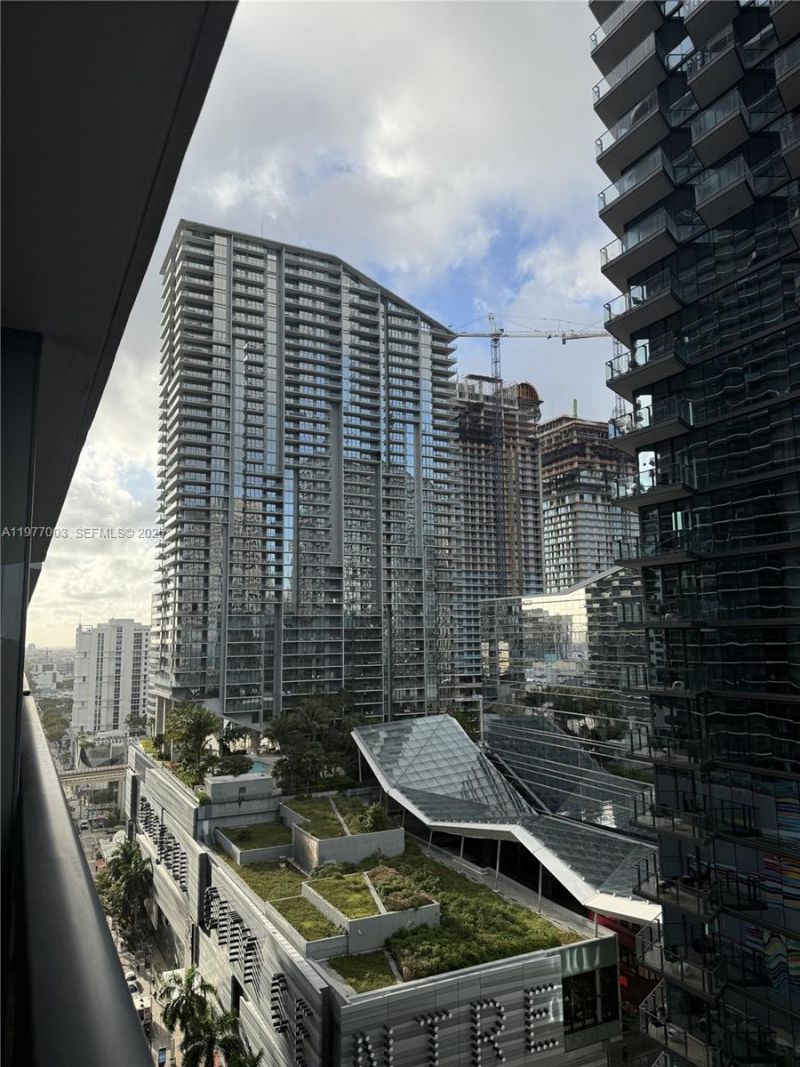 801 S Miami Ave , Unit 1705, Miami, FL 33131 Photo