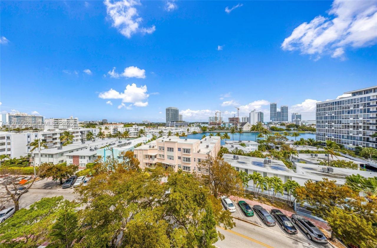 6900 Bay Dr , Unit 7E, Miami Beach, FL 33141 Photo