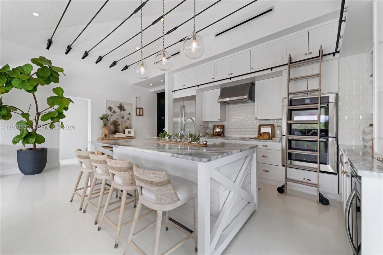 536 Jeronimo Dr , Coral Gables, FL 33146 Photo