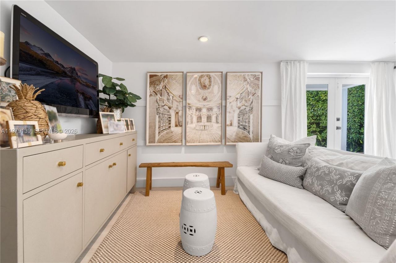 536 Jeronimo Dr , Coral Gables, FL 33146 Photo