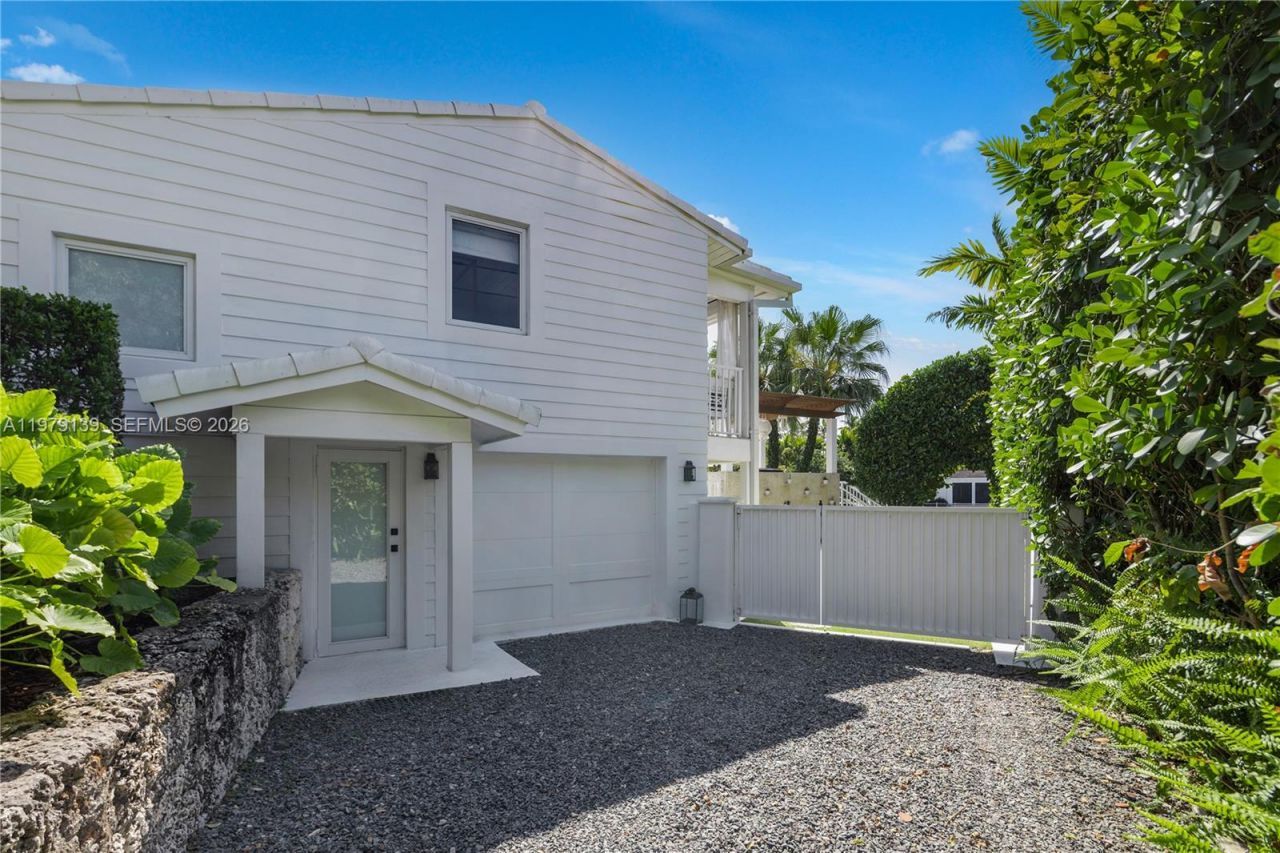 536 Jeronimo Dr , Coral Gables, FL 33146 Photo