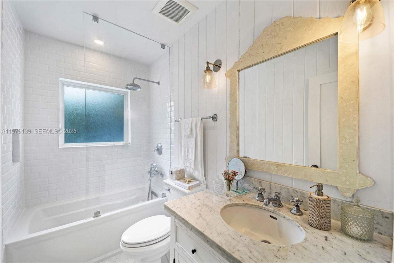 536 Jeronimo Dr , Coral Gables, FL 33146 Photo