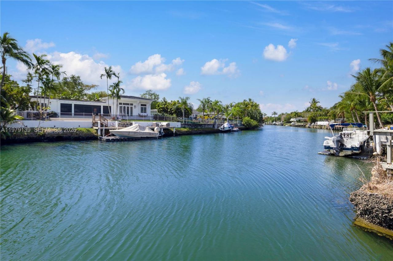 536 Jeronimo Dr , Coral Gables, FL 33146 Photo