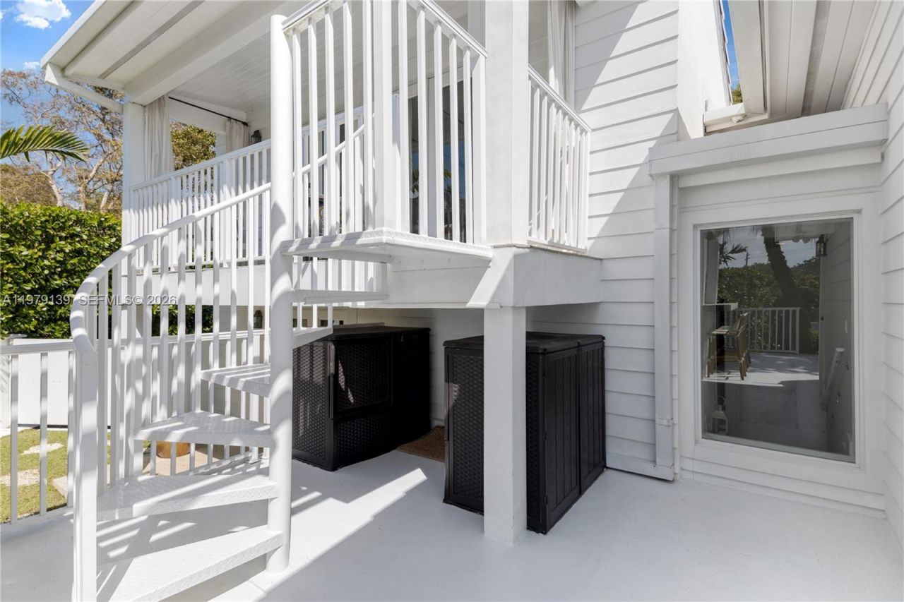 536 Jeronimo Dr , Coral Gables, FL 33146 Photo